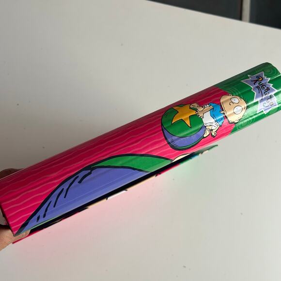 Vintage 1998 Rugrats Nickelodeon 1.5" Metal 3 Ring Binder Tommy Pickles - Picture 4 of 6